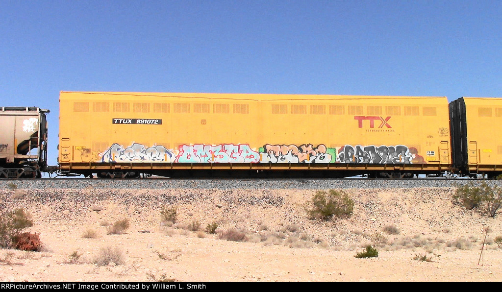 EB Manifest Frt at Erie NV W-Pshr -57