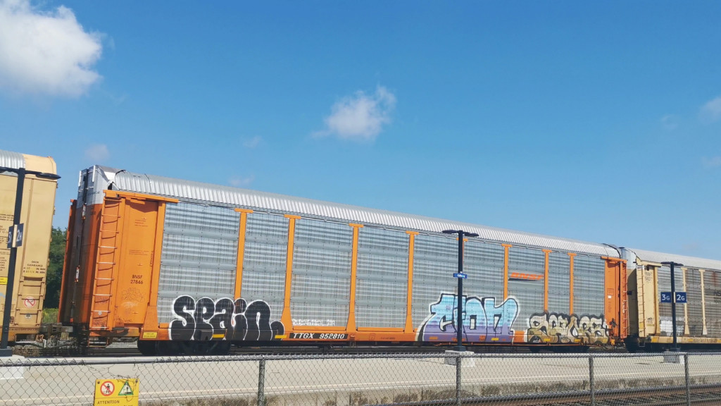 BNSF 27846 (Body) TTGX 952810 (Flat)