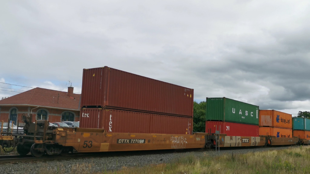 DTTX 727098 (Triple Well Car Altogther)