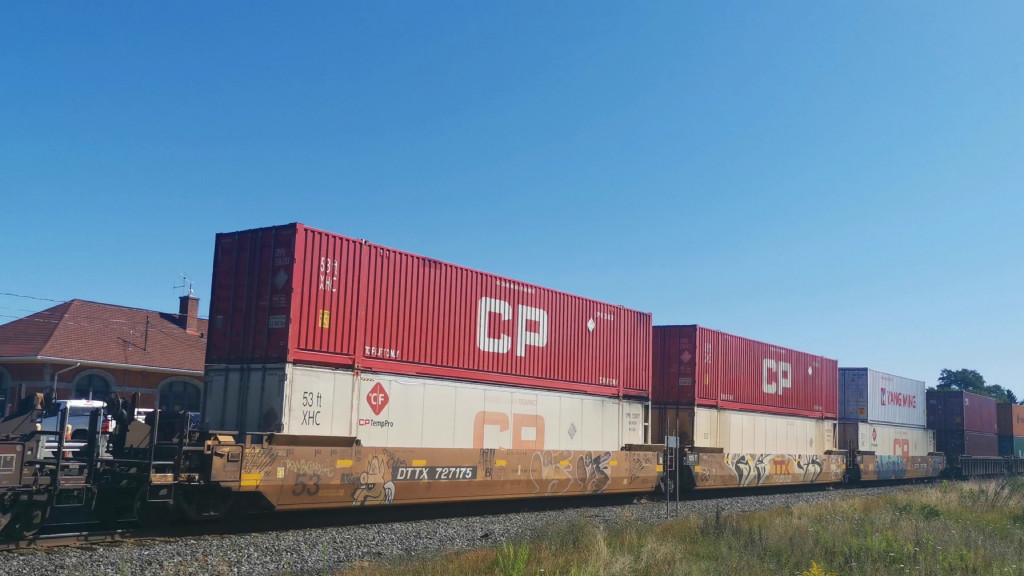 DTTX 727175 (Triple Well Car Altogther)
