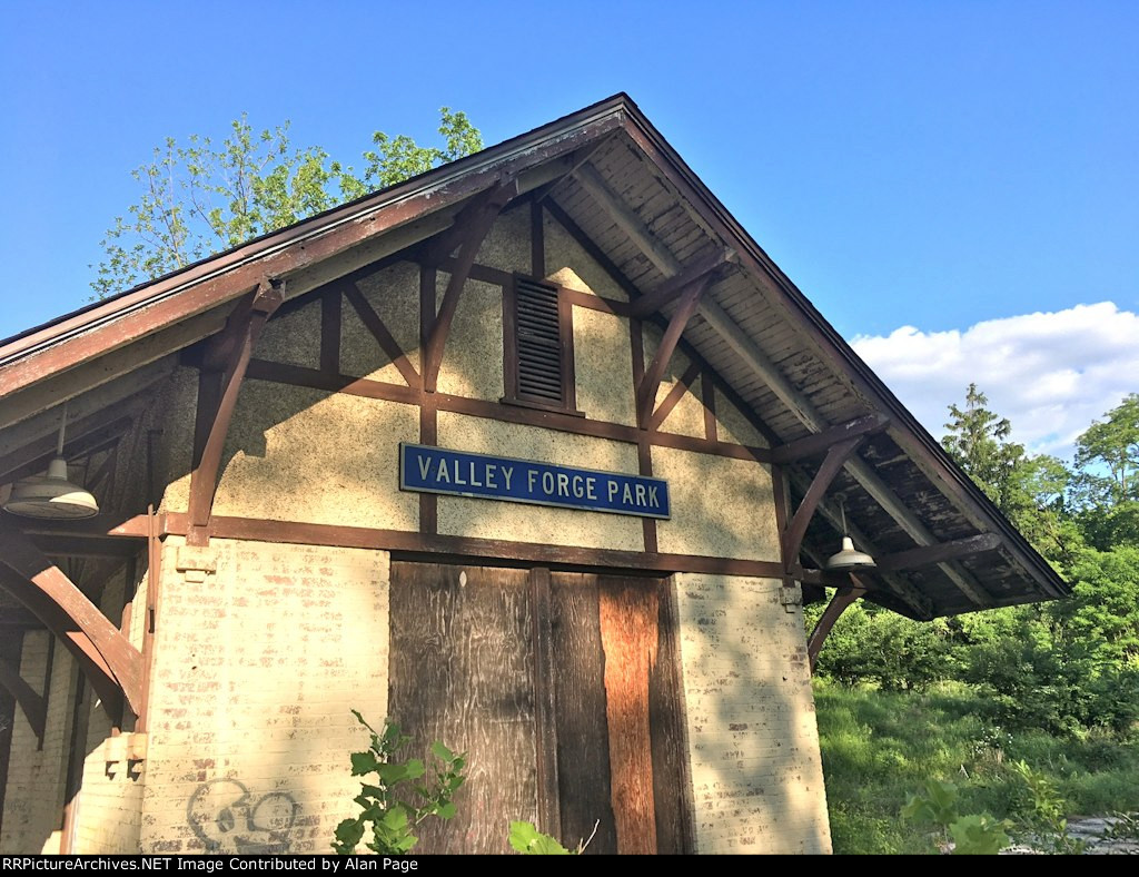 A closer look at Valley Forge Park station