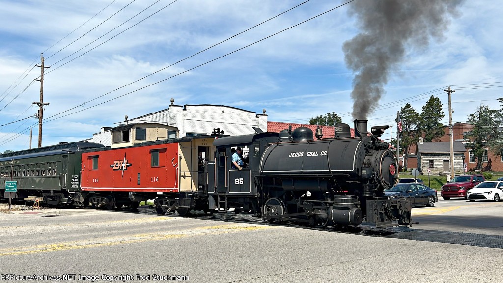 JEDDO COAL 85 now begins the 1200 trip.