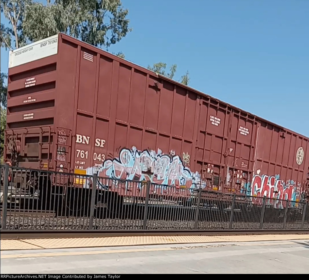 BNSF 761043