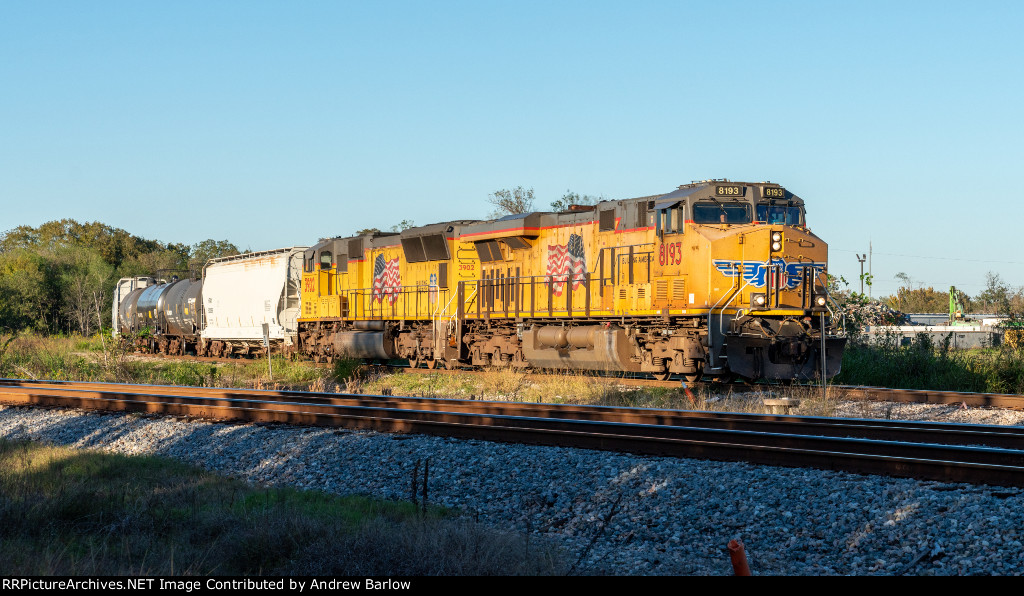 UP 8193 at Tower 26