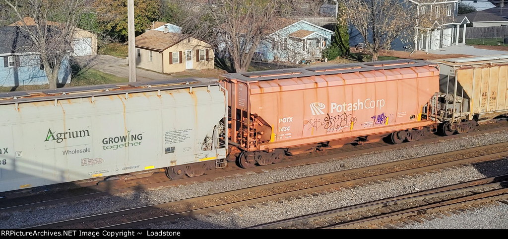 POTX 1434