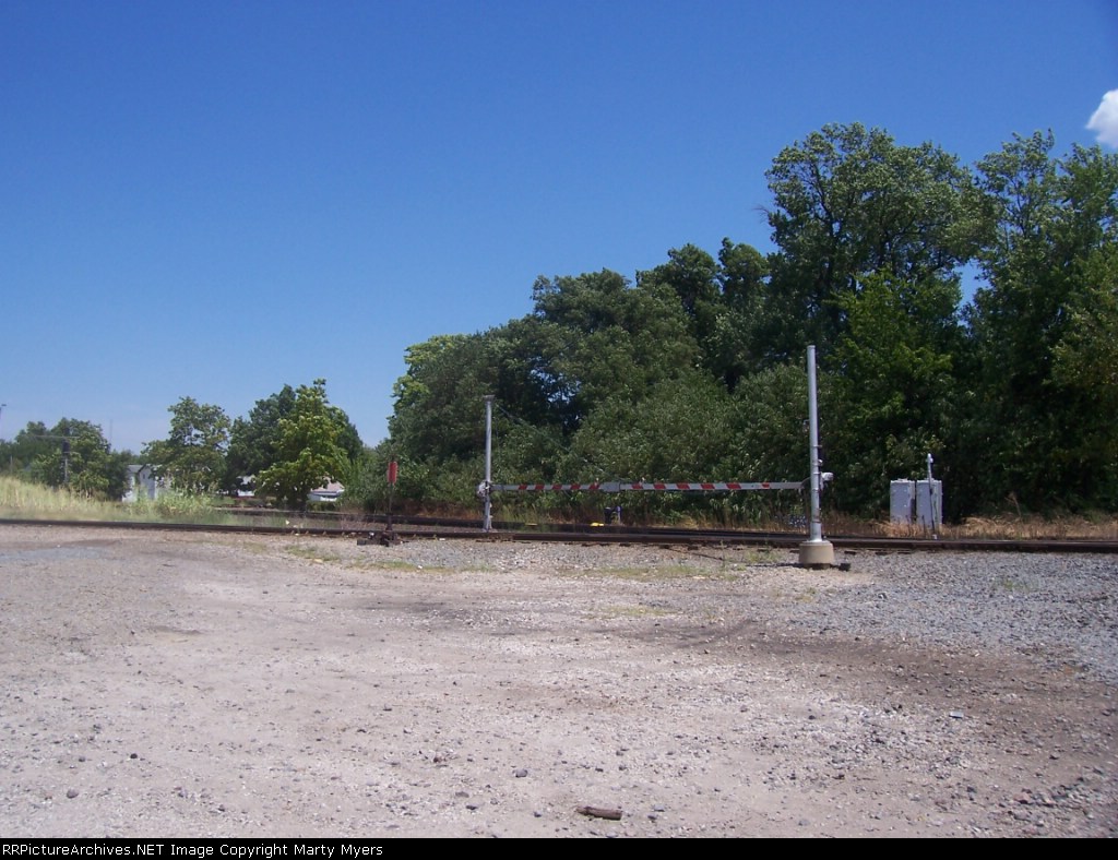 The gate is against the SK&O