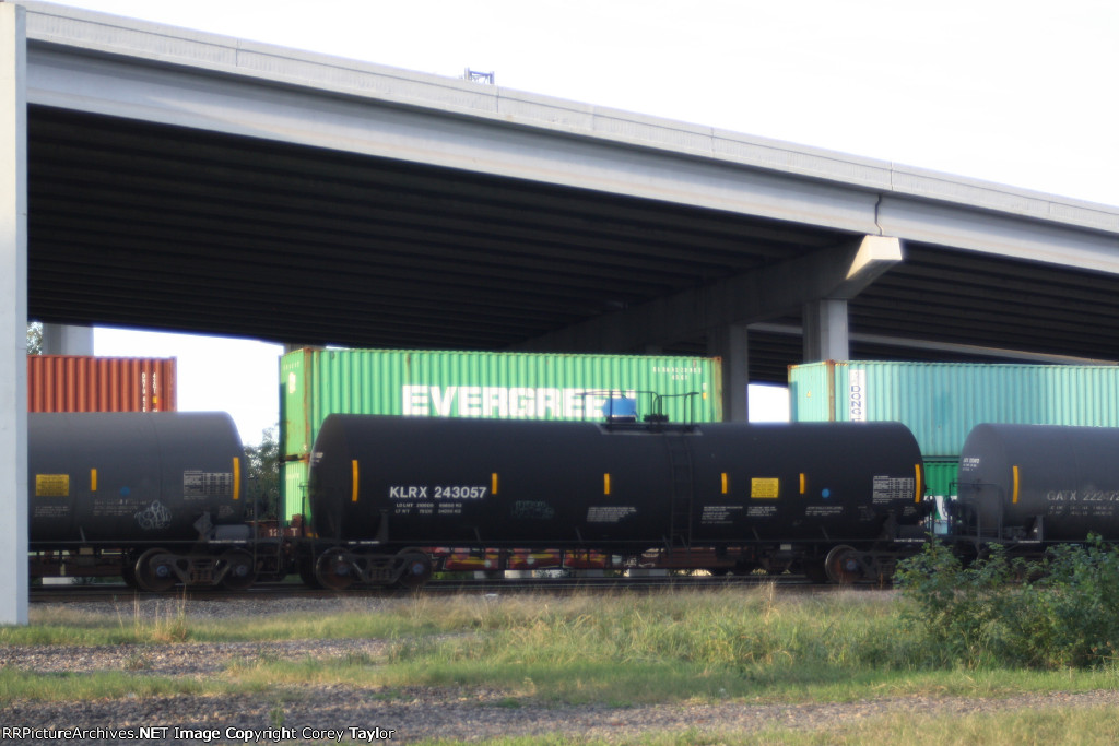 KLRX 243057