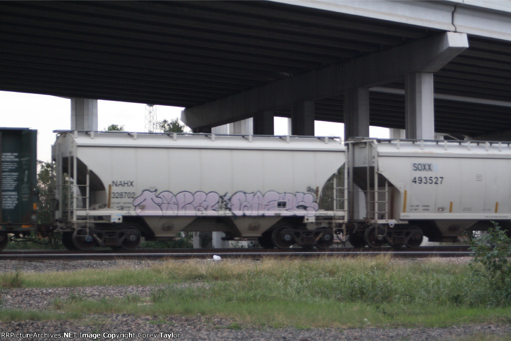 NAHX 328702