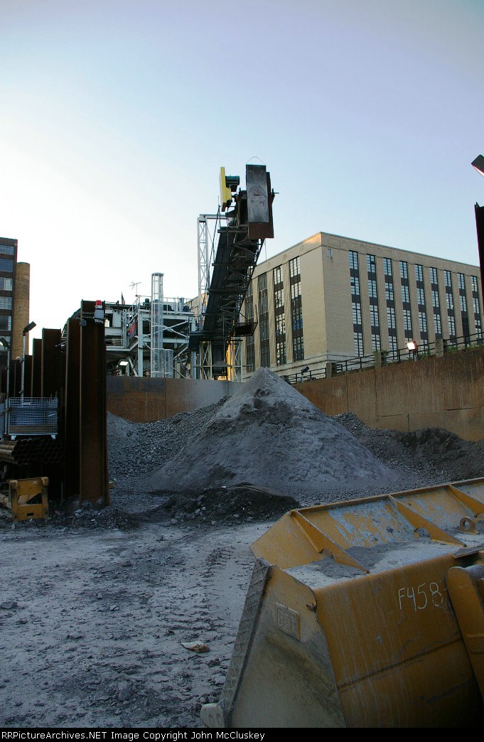 Muck bin for the Manhattan Tunnel