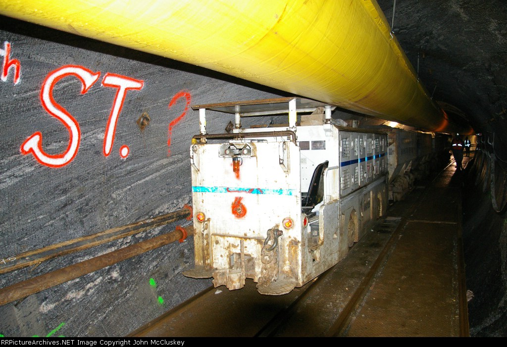 Motor#6, a 36" gauge Brookvile BDC-15UP 15 tonner 