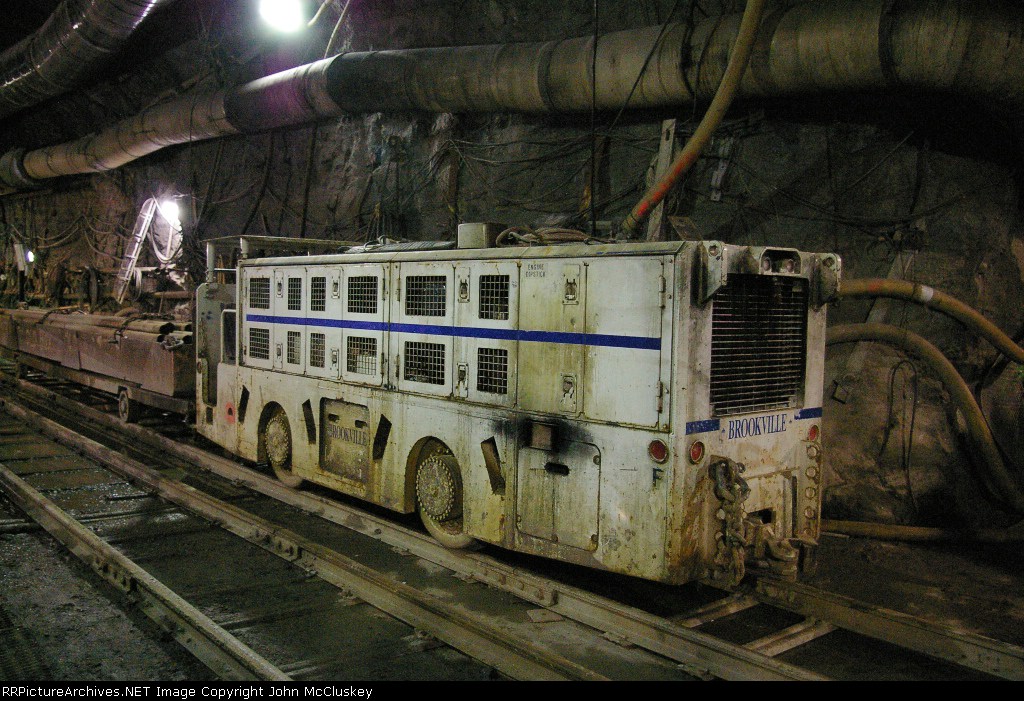 Motor #7, a 36" gauge Brookvile BDC-15UP 15 tonner 
