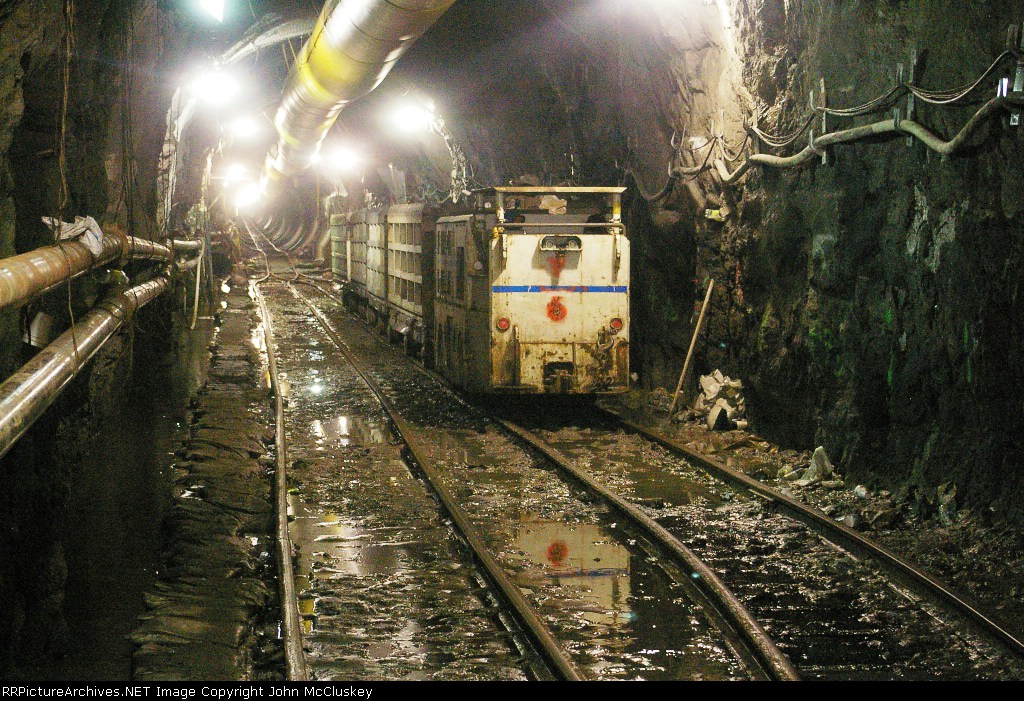 Motor #6, a 36" gauge Brookvile BDC-15UP 15 tonner 