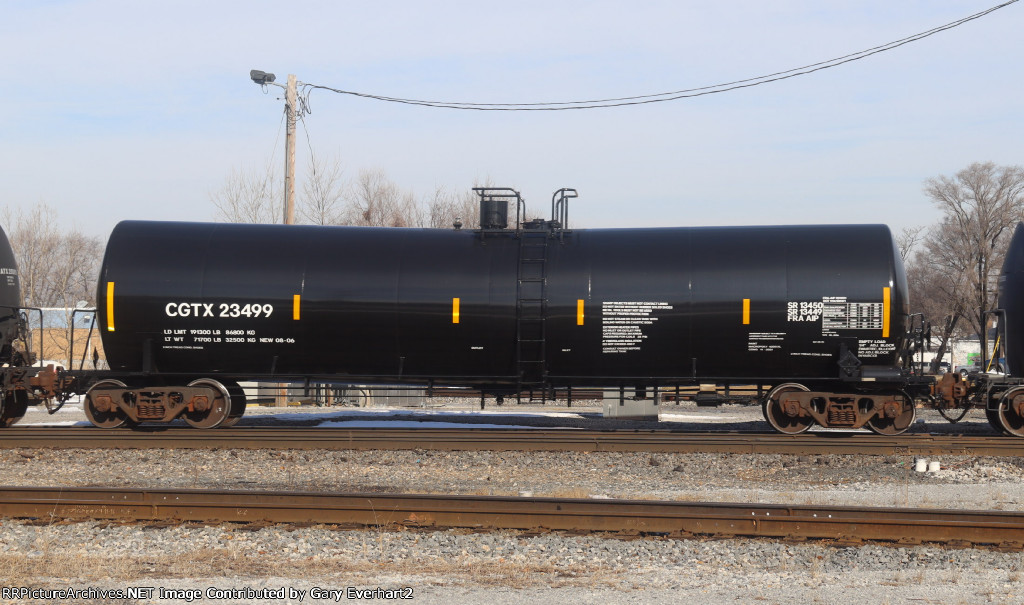 CGTX 23499 - GATX Rail Canada