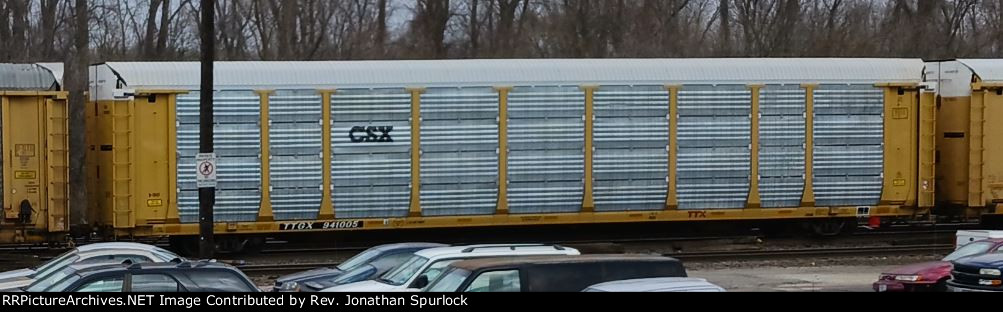 TTGX 941005 and CSX rack