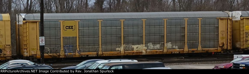 TTGX 995560 and CSX rack