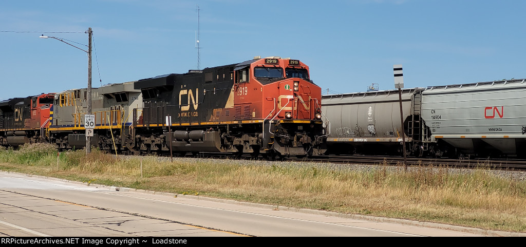 CN 2919