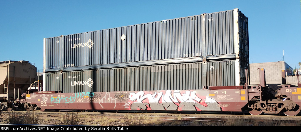 BNSF 256220 "B" UMXU 254932 UMXU 238317