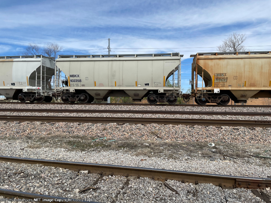 MBKX 102258