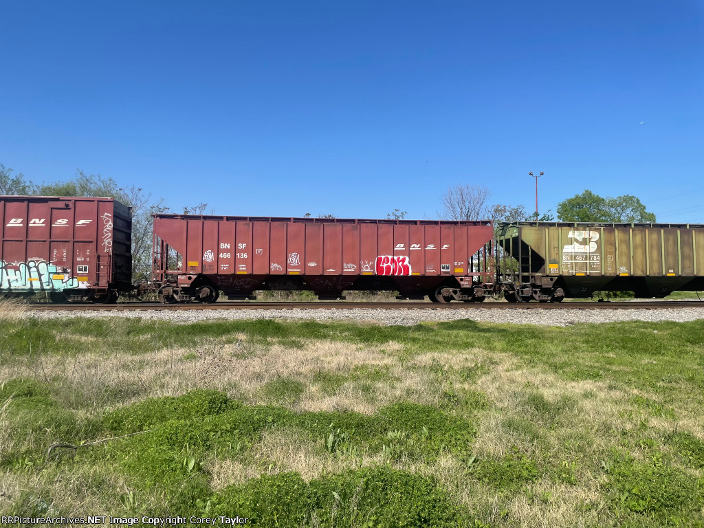 BNSF 466136