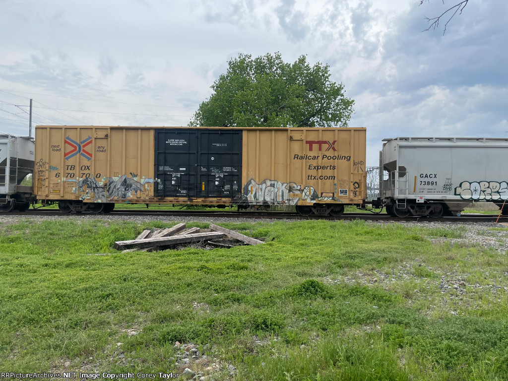 TBOX 670700
