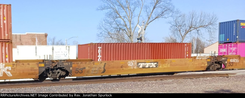 DTTX 726477C and one container