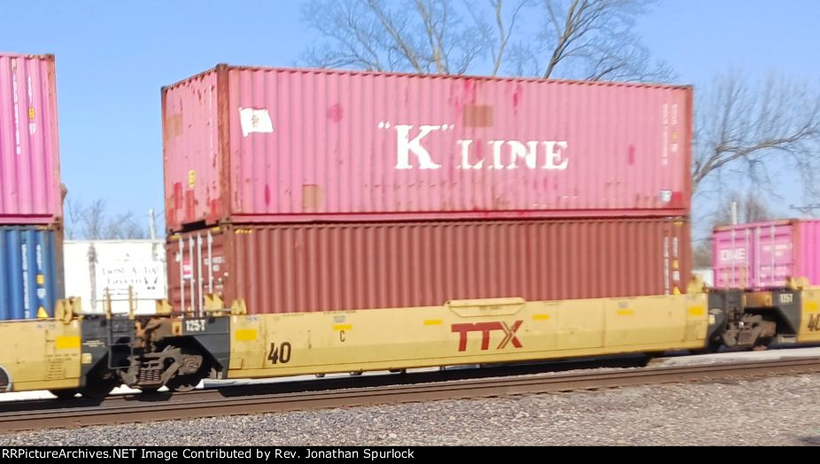 DTTX 742067C and two containers