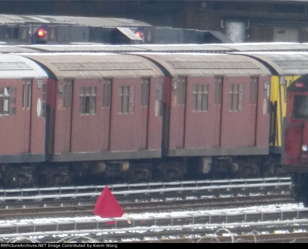 NYCT IRT Main Line R36s 9542 and 9543