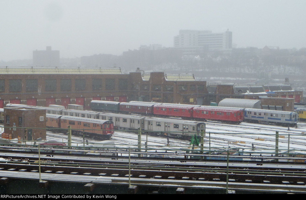 IRT "SMEE" historkc fleet at NYCT 207 Street Shop