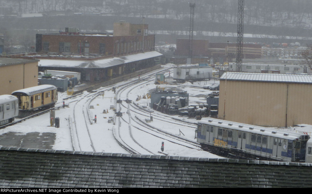 NYCT IRT 7486 and R12 5782