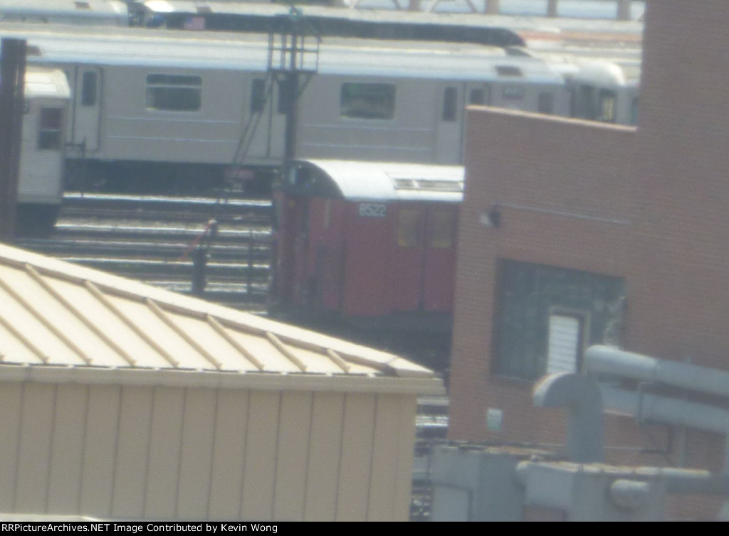 NYCT R30 supply car 8522