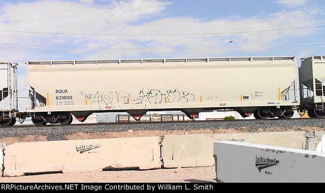 EB Manifest Frt at Arden Yard partial -64