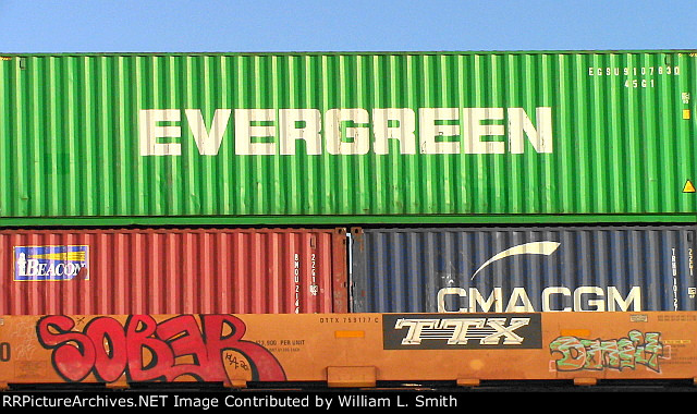 EB Unit Well Car Frt at Erie NV W-pshr -109