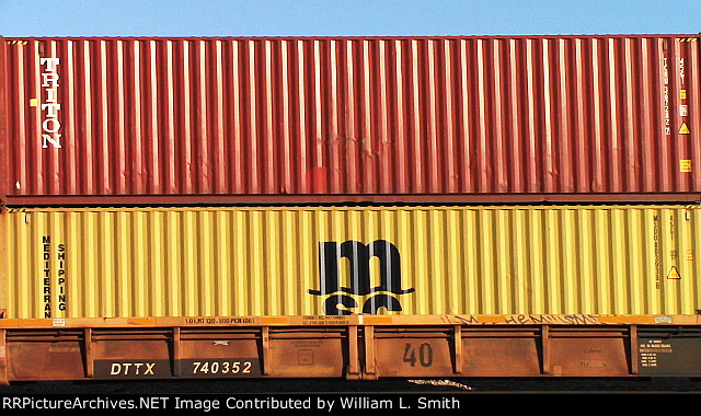 EB Unit Well Car Frt at Erie NV W-pshr -61