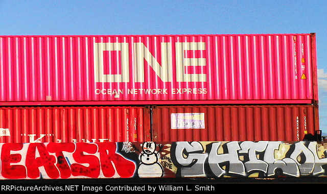 EB Unit Well Car Frt at Erie NV W-pshr -85