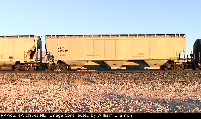 EB Manifest Frt at Erie NV W-MdTrnSlv-Pshr -40