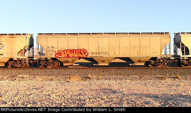 EB Manifest Frt at Erie NV W-MdTrnSlv-Pshr -42