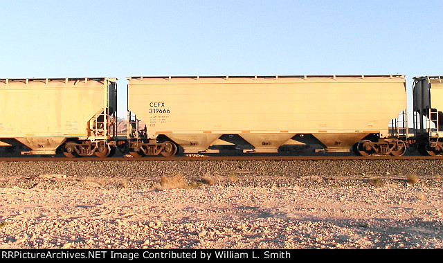 EB Manifest Frt at Erie NV W-MdTrnSlv-Pshr -48