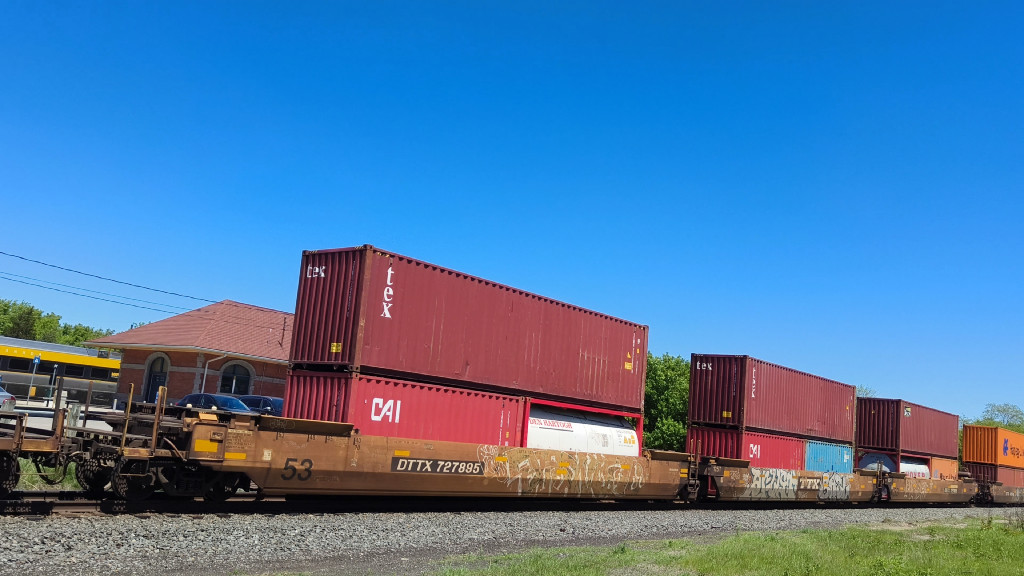 DTTX 727895 (Triple Well Car Altogether)