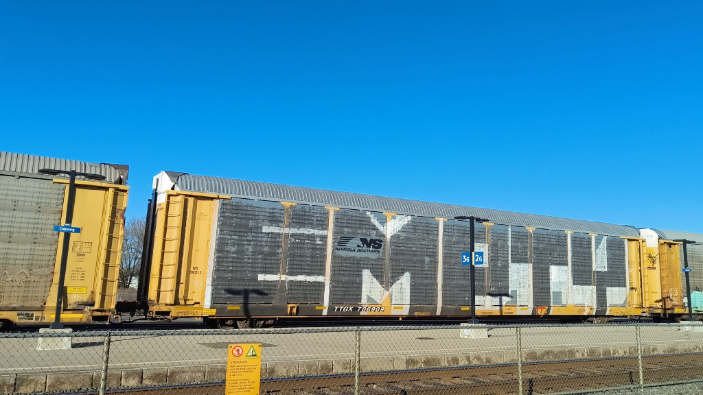 NS 50213 (Body) TTGX 706909 (Flat)