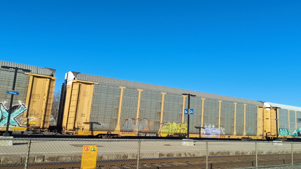 TINX 4352 (Body) TTGX 853934 (Flat)