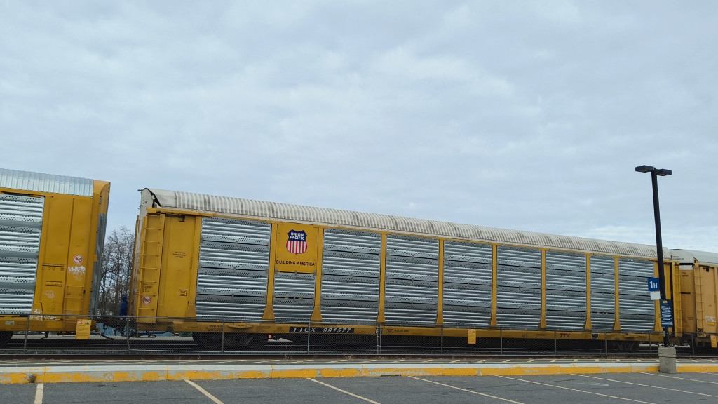 UP L93480 (Body) TTGX 991577 (Flat)