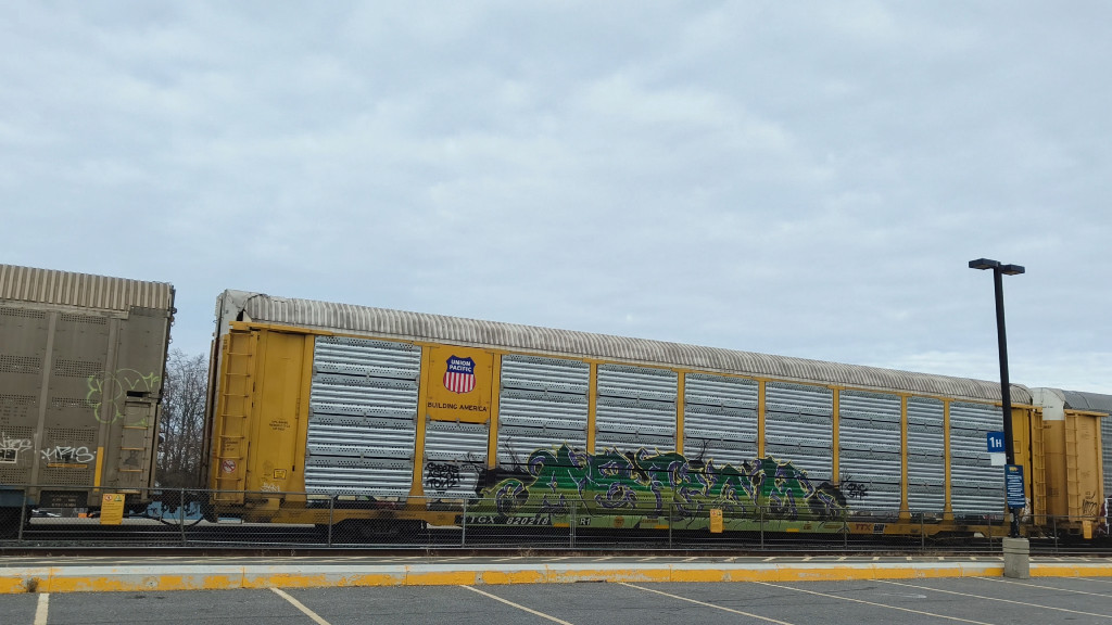 UP L94498 (Body) TTGX 820218 (Flat)