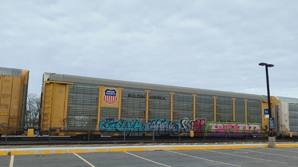 UP L94921 (Body) TTGX 820800 (Flat)