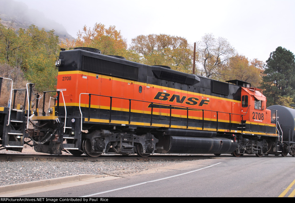 BNSF 2708