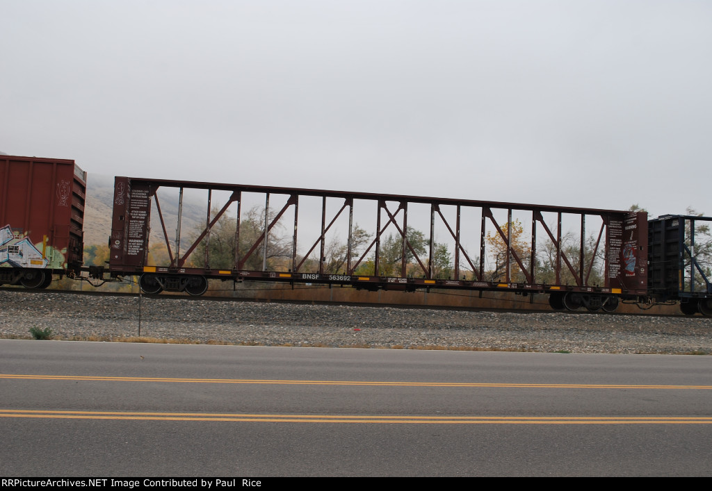 BNSF 563692