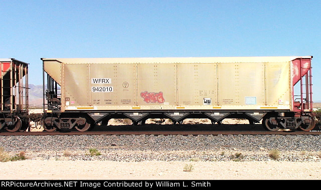 EB Unit Empty Open Hooper Frt at Erie NV -79