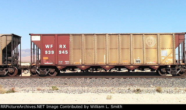 EB Unit Empty Open Hooper Frt at Erie NV -97