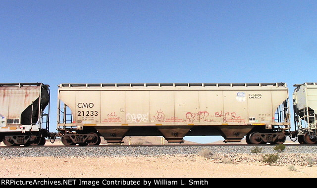 EB Unit Covered Hooper Frt at Erie NV -54