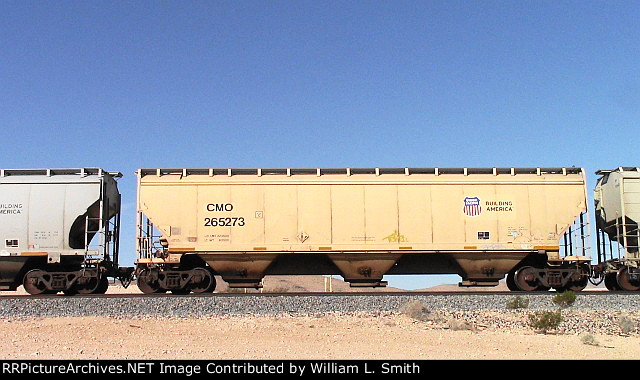 EB Unit Covered Hooper Frt at Erie NV -59