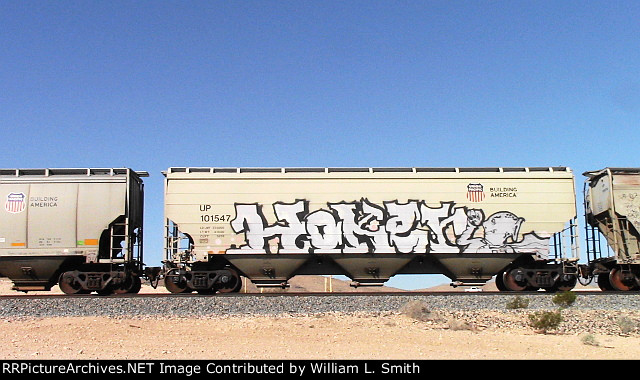 EB Unit Covered Hooper Frt at Erie NV -70